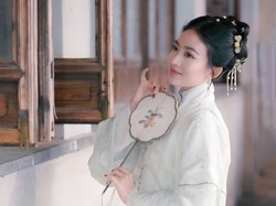 Natasha Wilona Liburan Sekaligus Intip Peluang Bisnis Saat ke China