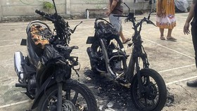 Orang Tak Dikenal Bakar Motor Warga di RPTRA Kembangan Jakbar
