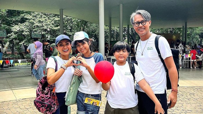Potret Zivara Anak Nirina Zubir