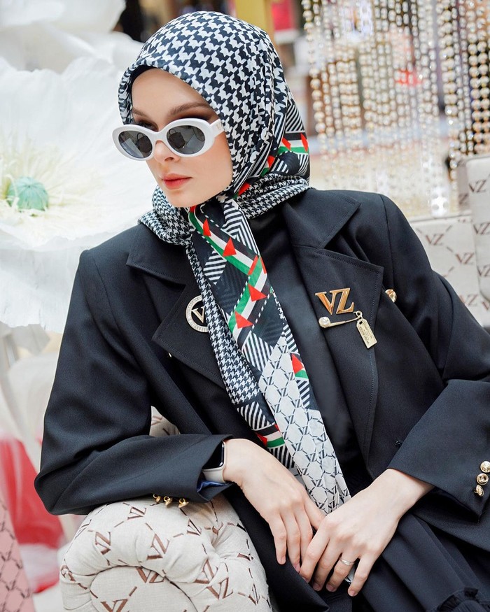 Brand Hijab Indonesia Rilis Koleksi Scarf Palestina