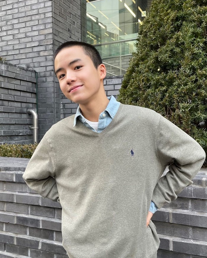 This child actor, born in 2009, has been involved in the world of acting since 2017 by starring in the drama 'Unknown Woman'.  His work in pursuing the world of acting is quite deep, with dozens of dramas and 2 films in which he has starred./ Photo: instagram.com/mwj_mom