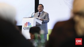 Puja Puji Prabowo Atas Prestasi Jokowi