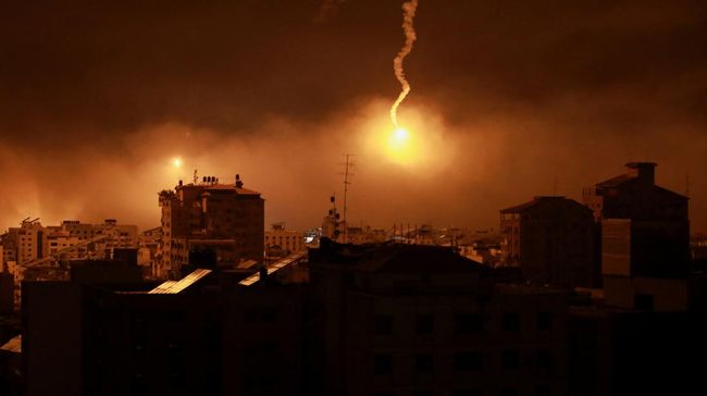 Israel and Hamas Tentative Deal: CNN Indonesia Reports Hostage Release and Temporary Ceasefire