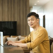Cocok Bagi Para Pensiunan! Ini 5 Ide Bisnis untuk Orang-Orang Usia Kepala Lima