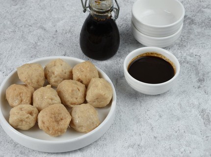 Resep Pempek Adaan, Pempek Bulat Bersantan yang Gurih dan Lembut