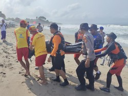 Turis China yang Terseret Ombak di Bali Ditemukan Tewas