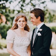 Jauh dari Mewah, 3 Anggota Keluarga Kerajaan Ini Justru Gelar Royal Wedding Sederhana
