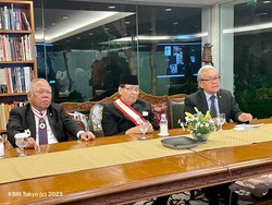 Menteri Basuki hingga Eks Menlu Dapat Bintang Jasa dari Jepang