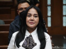 Rafael Alun Cerita Istri Terima Gaji hingga THR di Perusahaan Sendiri