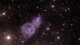 Ilmuwan menemukan petunjuk kuat tentang materi gelap melalui eksperimen LUX-ZEPLIN.