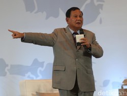 Prabowo Ungkit IMF Preteli Bulog: Kita Percaya Mereka Cinta, Padahal Tidak!