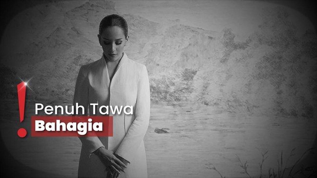 Jalani Prosesi Adat Mitoni, Aura Bumil Angel Pieters Bikin Salfok