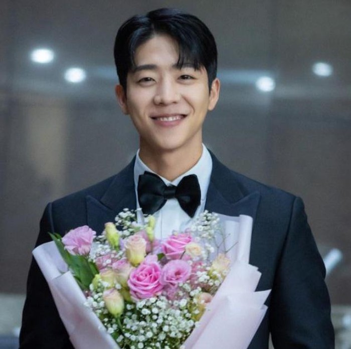 Chae Jong Hyeop berhasil meraih penghargaan/Foto: instagram.com/chaejh_