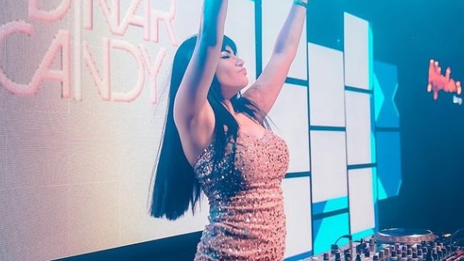 Pengalaman Seru Dinar Candy DJ Live di TikTok dengan AI