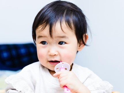 Manfaat Pijat Oromotor, Cegah GTM dan Latih Keterampilan Makan Anak