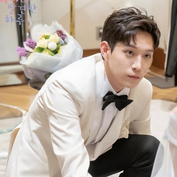 Kim Young Dae di Extraordinary You (2019) Kim Young Dae di Extraordinary You (2019)