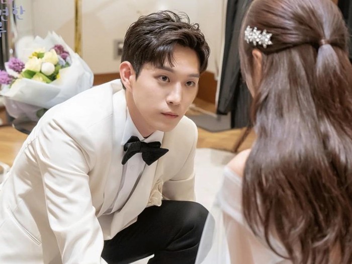 Kim Young Dae di Extraordinary You (2019)