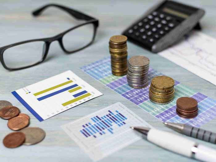 Mempersiapkan dana pensiun dan investasi masa depan/Foto: Freepik/Freepik