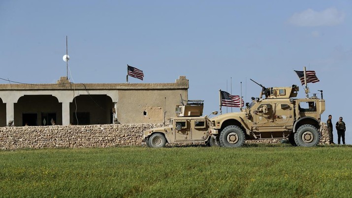 Pangkalan militer Amerika Serikat di Suriah. (AP Photo/Hussein Malla)