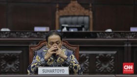 Suhartoyo, Hakim Karier di Pucuk Mahkamah Konstitusi
