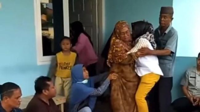 Viral! Nenek Diusir dari Rumah oleh Oknum MADAS, Cak Armuji Marah