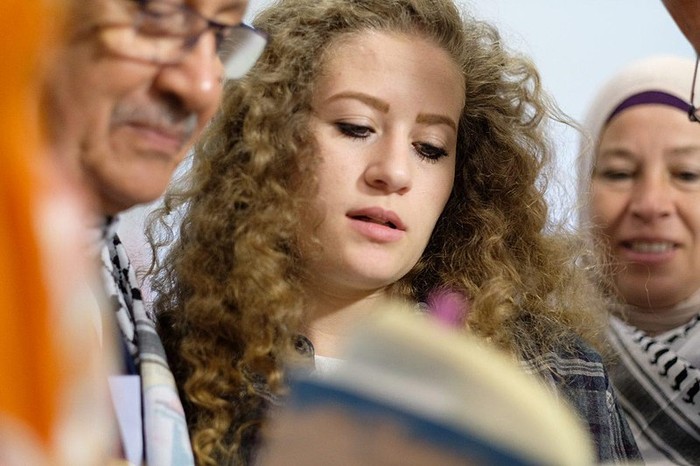 Profil Ahed Tamimi Aktivis Muda Pemberani Asal Palestina Yang