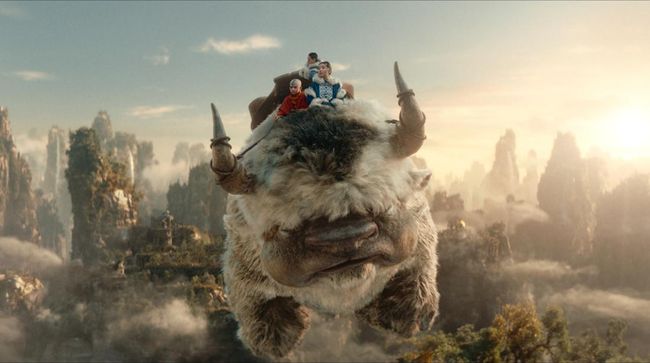 Teaser Avatar: The Last Airbender pamerkan para karakter versi live-action, termasuk Appa dan Momo. Avatar: The Last Airbender tayang 22 Februari 2024.
