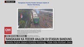 VIDEO: Rangkaian KA Feeder Anjlok di Stasiun Bandung