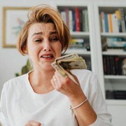 8 Kesalahan yang Bikin Kamu Sulit Kaya, Hindari Agar Keuanganmu Selalu Aman!