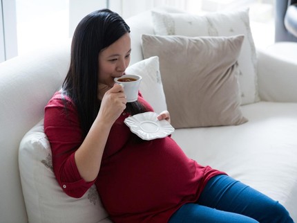 Tradisi Unik Bumil di China, Salah Satunya Tak Boleh Minum Kopi agar Kulit Bayi Tidak Hitam