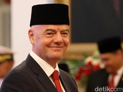Presiden FIFA Terkesima dengan Atmosfer Indonesia Vs Ekuador