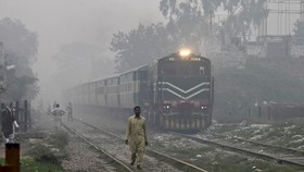 FOTO: Kota Lahore Pakistan Tercekik Polusi Udara