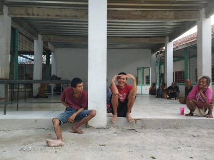 Jadilah Pahlawan Kebaikan, Bantu Mereka yang Membutuhkan