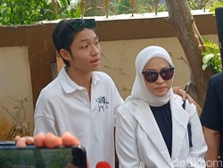 Okie Agustina Anggap Keputusan Terbaik Gugat Cerai Gunawan Dwi Cahyo