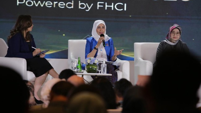 PLN mendorong lingkungan kerja yang dinamis melalui pendekatan diversity, equity, and inclusion (DEI) untuk menyongsong transisi energi di Indonesia.