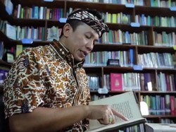 Cerita Prof Oman, Pelindung Manuskrip Nusantara Penerima Habibie Prize 2023