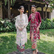 Fashion Update: Roemah Kebaya Vielga Mempopulerkan Kembali Kebaya Encim
