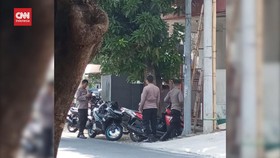 VIDEO: DPC PDIP Solo 'Didatangi' Polisi, FX Rudy: Bentuk Intervensi