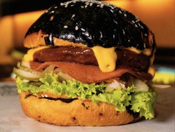 5 Burger Lokal Ini Tak Kalah Enak dengan Buatan Resto Cepat Saji Asing