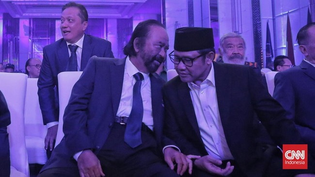 Surya Paloh menyebut NasDem dan PKB memandang pemerintahan baru di bawah Prabowo-Gibran perlu mendapat kesempatan dan apresiasi.