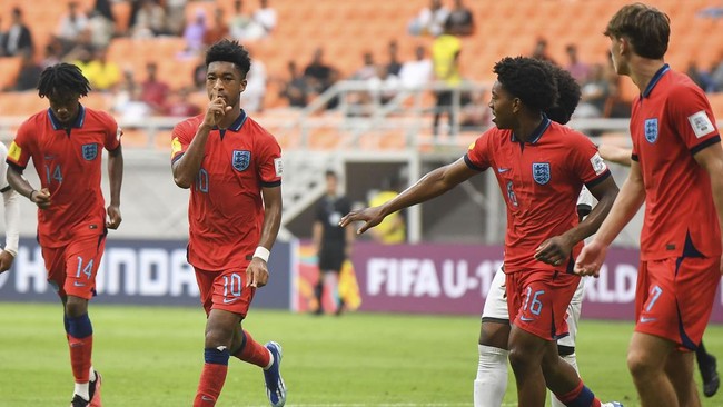 Berikut link live streaming Inggris vs Iran di Piala Dunia U-17 yang akan berlangsung di Jakarta International Stadium (JIS).