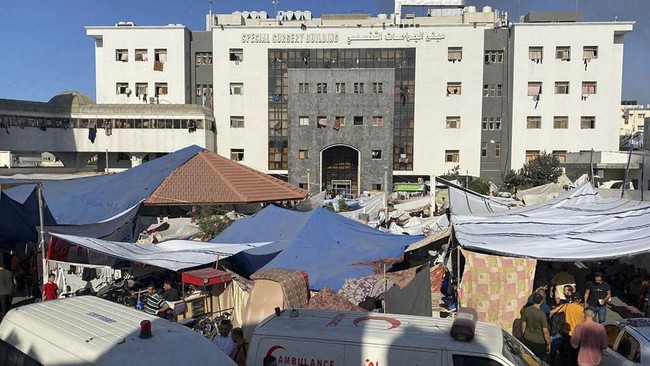 Direktur RS Al Shifa Gaza dan beberapa dokter senior lainnya ditangkap Israel, usai Israel-Hamas sepakat gencatan senjata 4 hari.