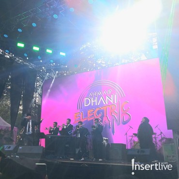Ahmad Dhani Asyik Nge-Jazz Bareng Electric Band di JGTC 2023