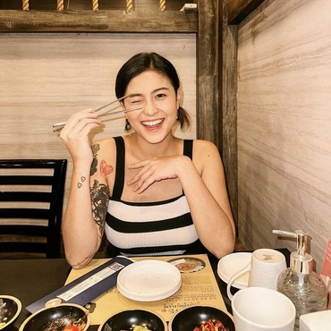 Awkarin Kena Tipu Lagi, Orang Kepercayaannya Gelapkan Uang Rp400 Juta