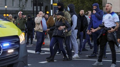 Polisi menangkap 126 orang di tengah aksi demonstrasi pro-Palestina di London, Inggris karena berusaha menyerang unjuk rasa tersebut.