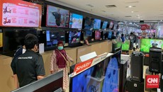 LED TV 65 Inci Didiskon Jutaan Rupiah di Transmart Full Day Sale