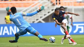 FIFA Skors Yanis Issoufou, Dilarang Main di Final Piala Dunia U-17