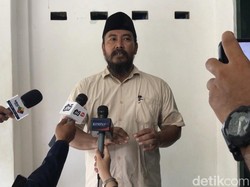 Kala Menantu Ungkap Gus Mus Sekeluarga Tak Pernah Bahas Pilpres