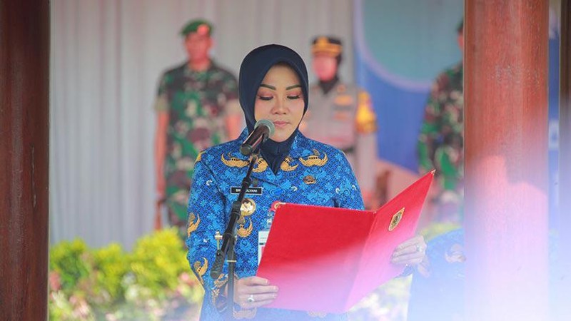 Pemerintah Kab. Klaten menggelar Upacara Peringatan Hari Kesehatan Nasional (HKN) ke-59 tingkat Kabupaten Klaten di Halaman Pendopo Pemerintah Kabupaten Klaten.