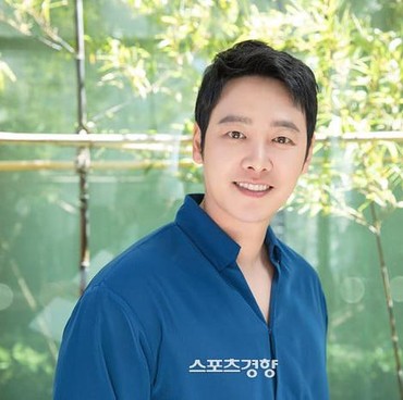 Aktor Kim Dong Wook Umumkan Tanggal Pernikahan